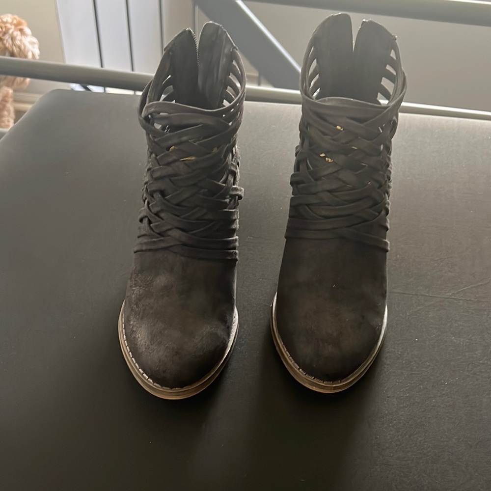 One time wear boot great for the fall now